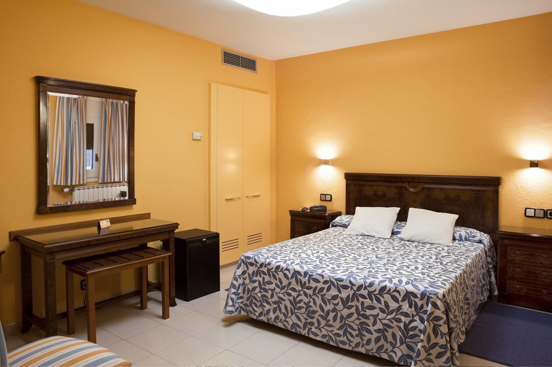 Hotel Rovira 캠브릴스 외부 사진