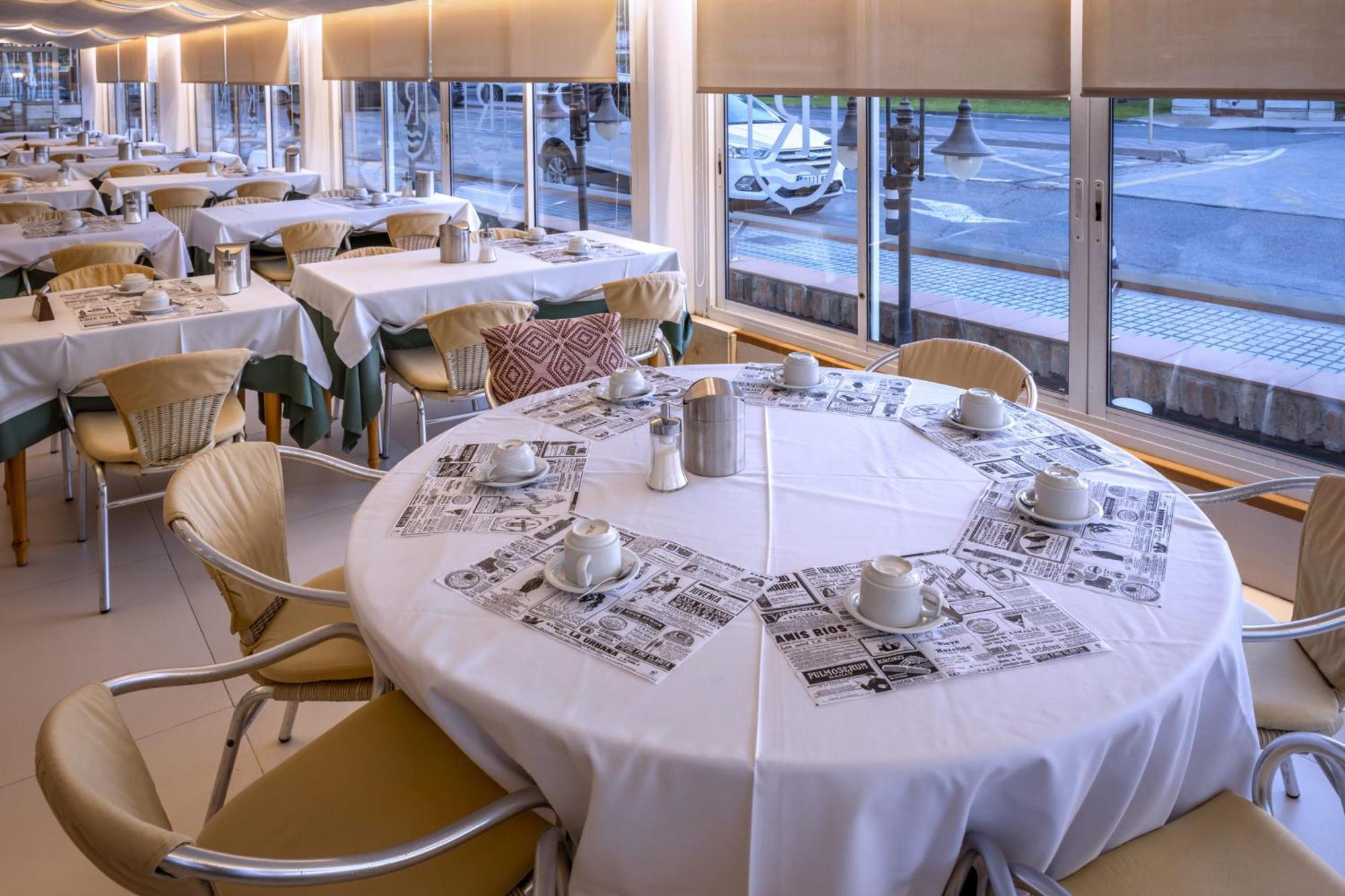 Hotel Rovira 캠브릴스 외부 사진