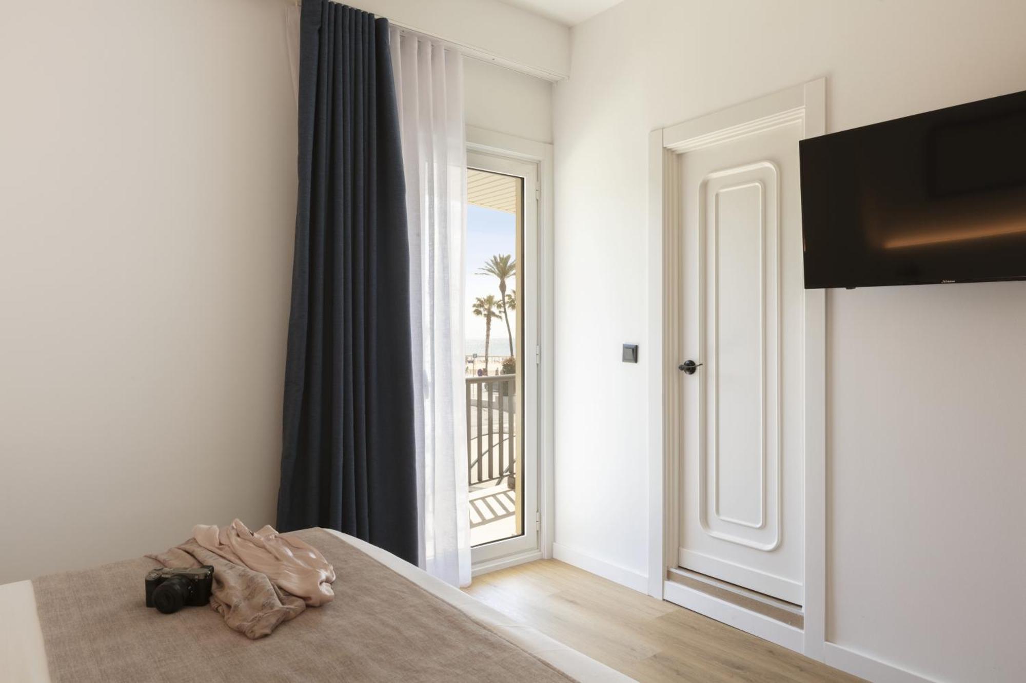 Hotel Rovira 캠브릴스 외부 사진