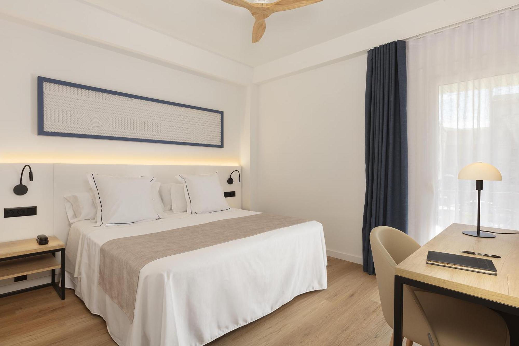 Hotel Rovira 캠브릴스 외부 사진